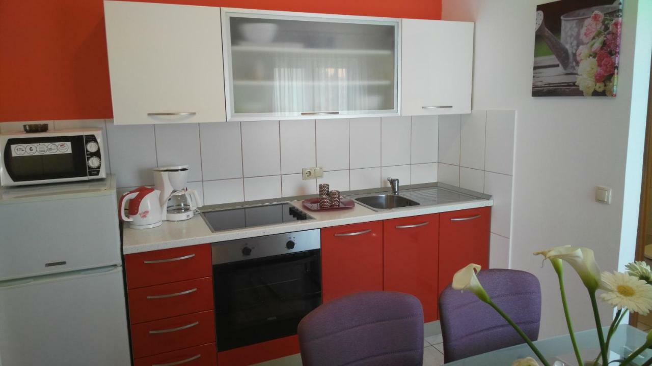 Apartments Zunic โตรกีร์ ภายนอก รูปภาพ