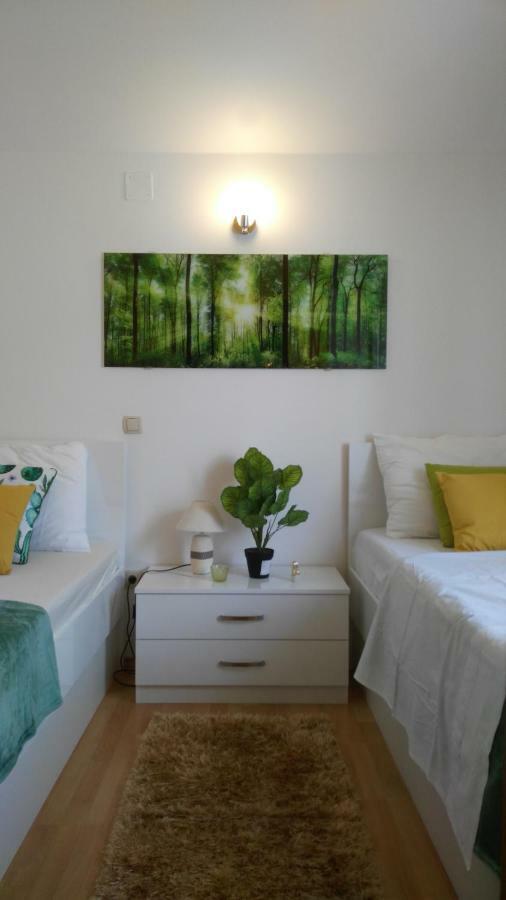 Apartments Zunic โตรกีร์ ภายนอก รูปภาพ