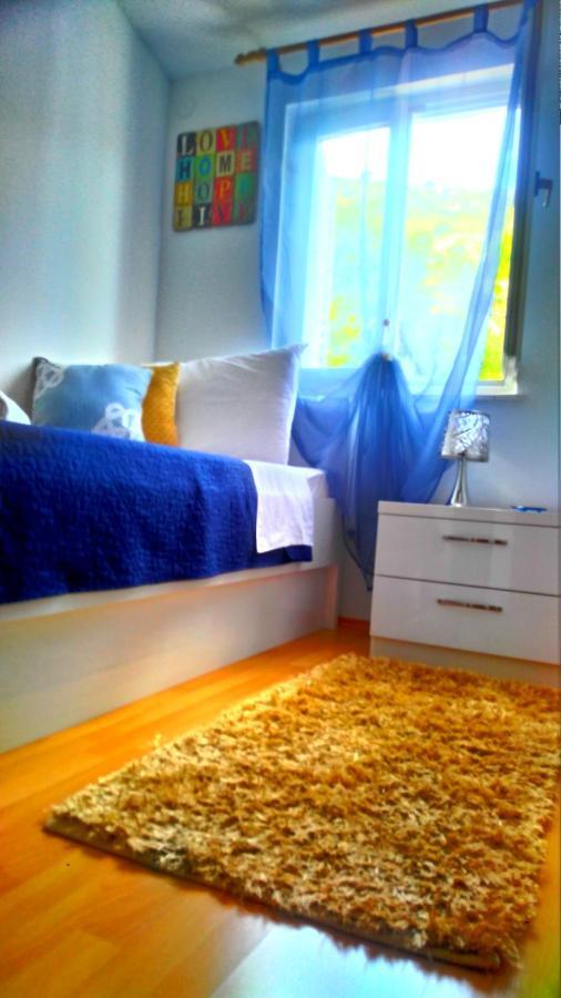 Apartments Zunic โตรกีร์ ภายนอก รูปภาพ